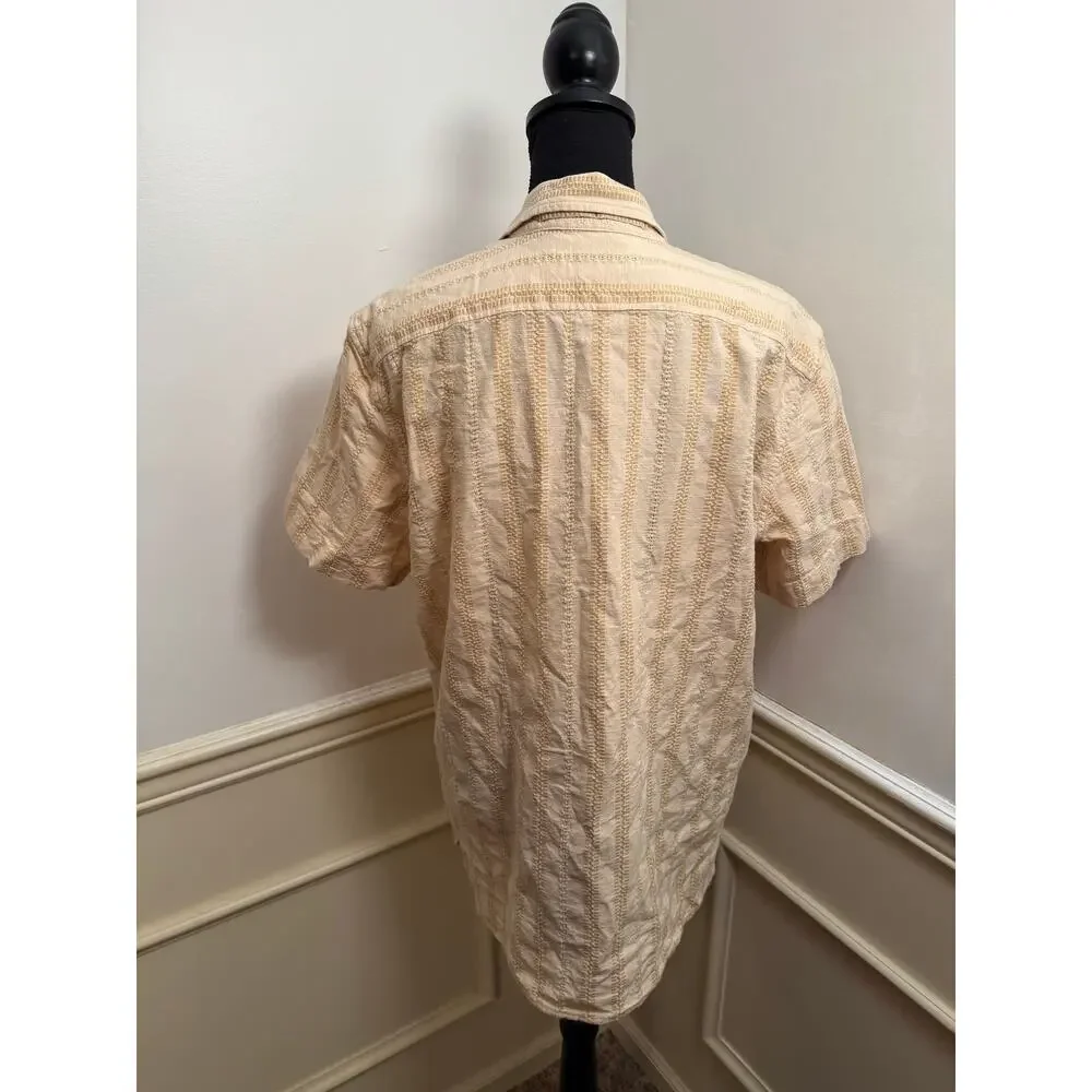 Banana Republic Men's Standard Fit Short Sleeve Button Down Shirt Resort Wear